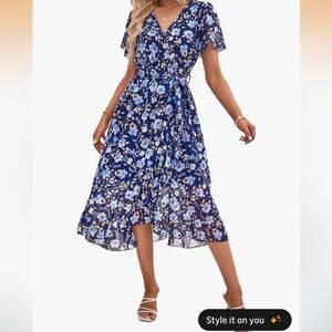 NWT Blue Floral V-Neck Wrap Midi Dress